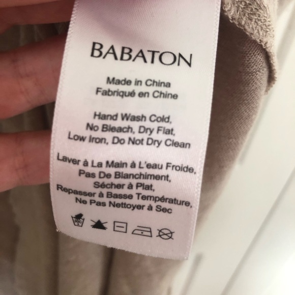 Babaton Linen Blend Sleeveless V-Neck - Picture 4 of 5